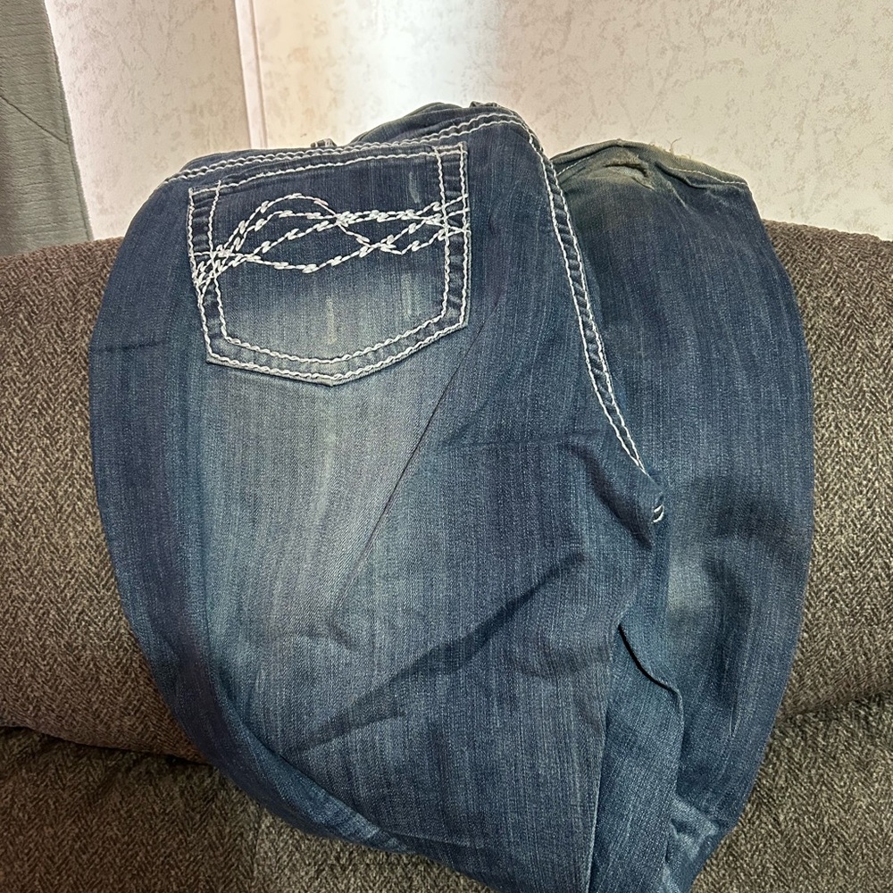 Cowgirl Tuff Edgy Jeans
